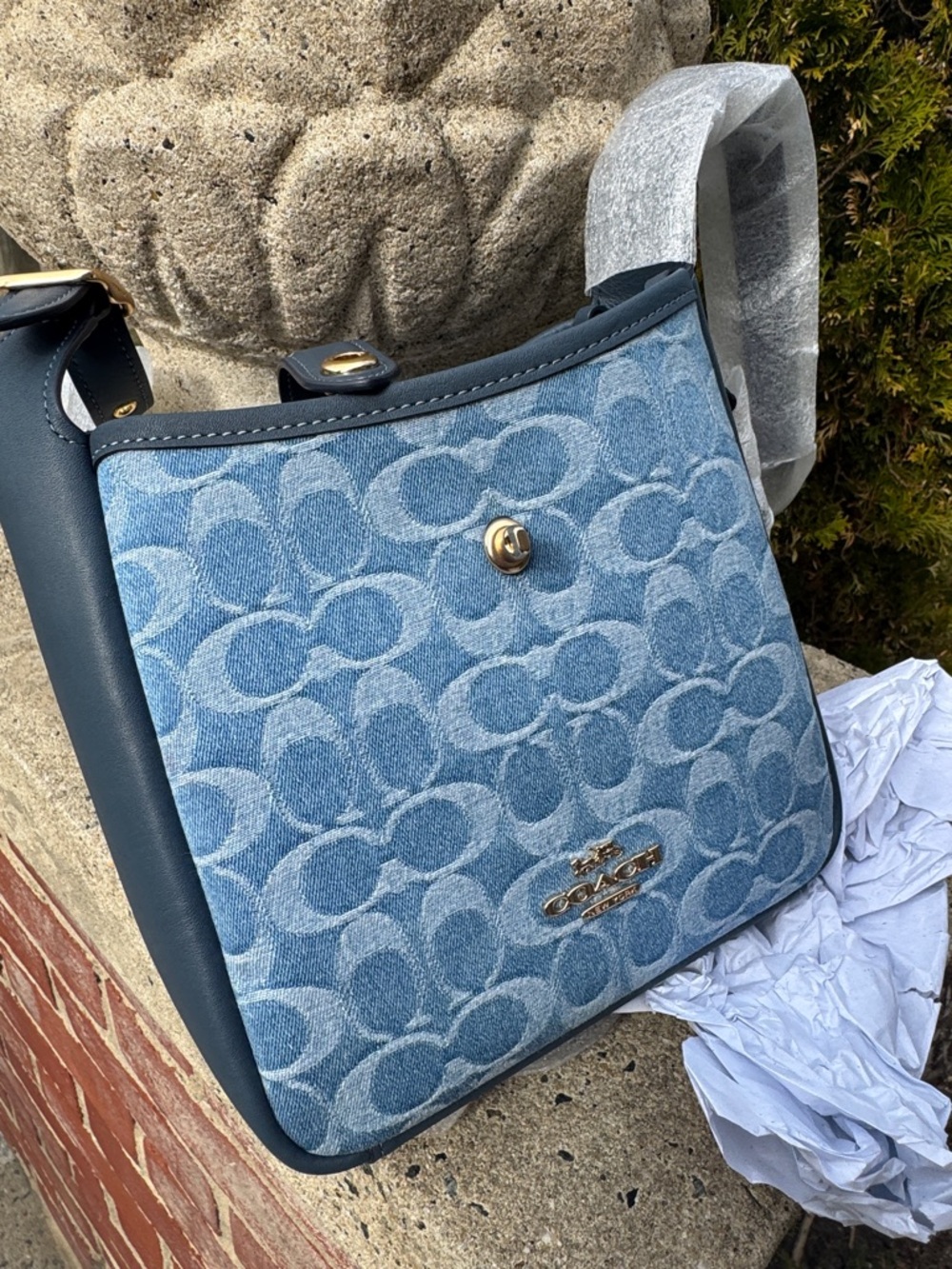 Coach Hadley Blue Denim Signature Jacquard Crossbody with Navy Trim NWT - Picture 6 of 12